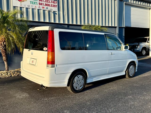 1998 Honda Stepwagon JDM car for sale — photo 9 of 25