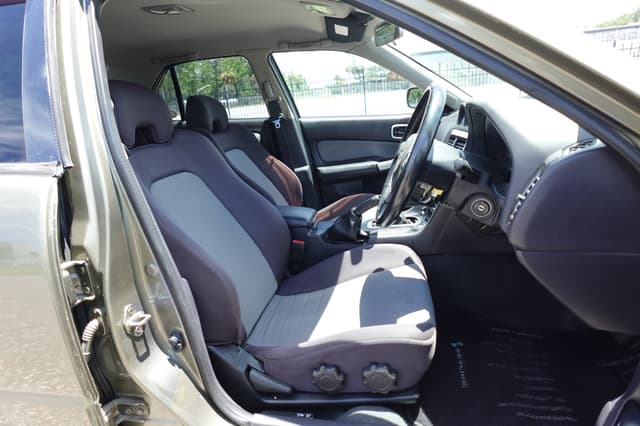 1998 Nissan Skyline JDM car for sale — photo 12 of 19