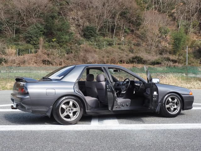 1991 Nissan Skyline JDM car for sale — photo 15 of 24