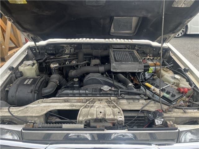 1990 Mitsubishi Pajero JDM car for sale — photo 15 of 24