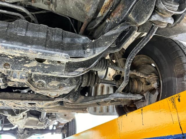 1998 Mitsubishi Minicab JDM car for sale — photo 19 of 25