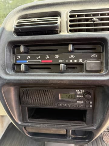 2000 Suzuki Carry JDM car for sale — photo 13 of 17