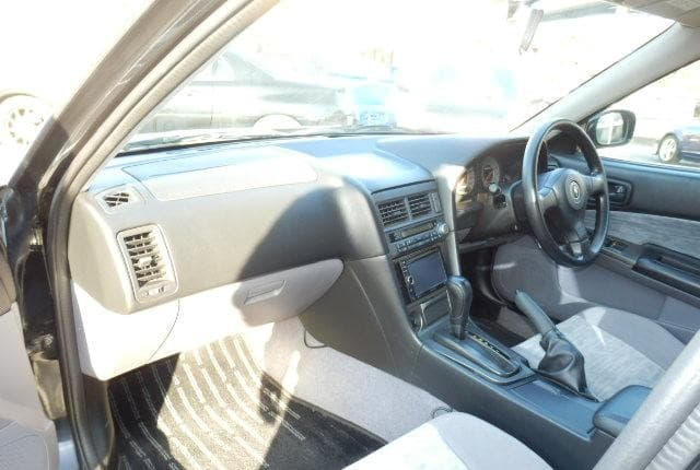 2001 Nissan Skyline JDM car for sale — photo 14 of 25