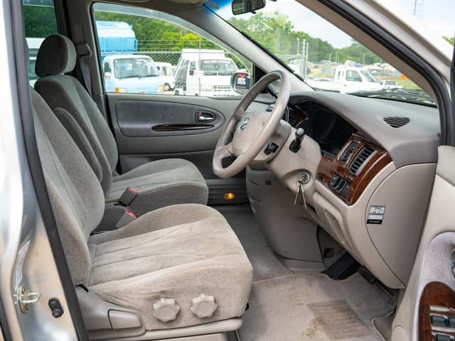 1999 Mazda Mpv JDM car for sale — photo 12 of 16