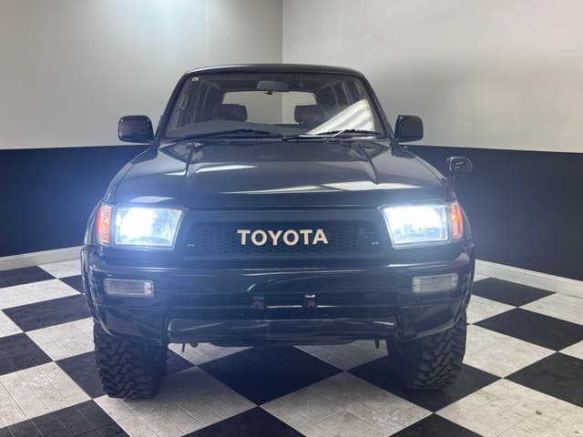 1996 Toyota Hilux Surf JDM car for sale — photo 3 of 25