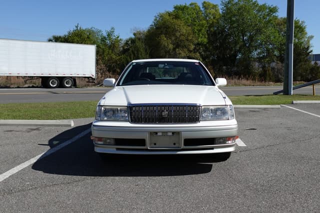 1998 Toyota Crown JDM car for sale — photo 19 of 21