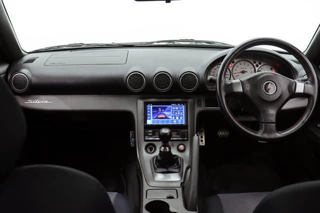 2001 Nissan Silvia JDM car for sale — photo 15 of 25