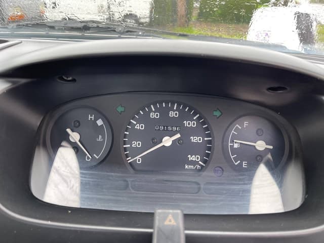 2000 Daihatsu Hijet JDM car for sale — photo 18 of 25