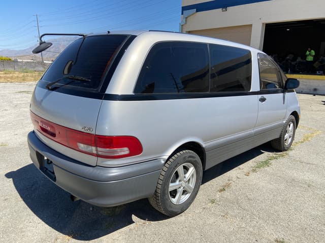 1993 Toyota Estima JDM car for sale — photo 15 of 25