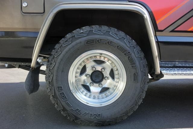 1987 Nissan Safari JDM car for sale — photo 18 of 25