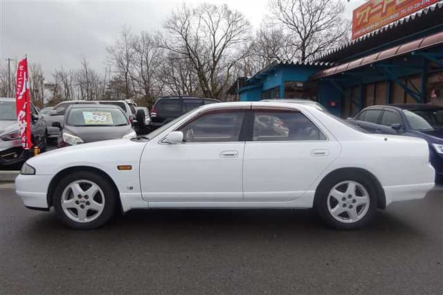 1993 Nissan Skyline JDM car for sale — photo 7 of 25