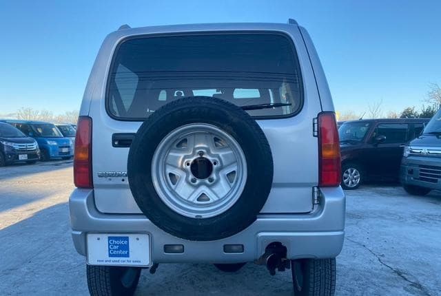 1999 Suzuki Jimny JDM car for sale — photo 3 of 25