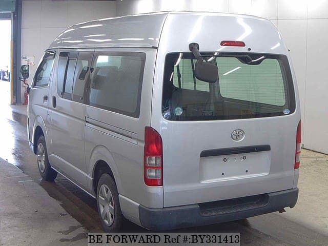 2010 Toyota HiAce JDM car for sale — photo 5 of 6