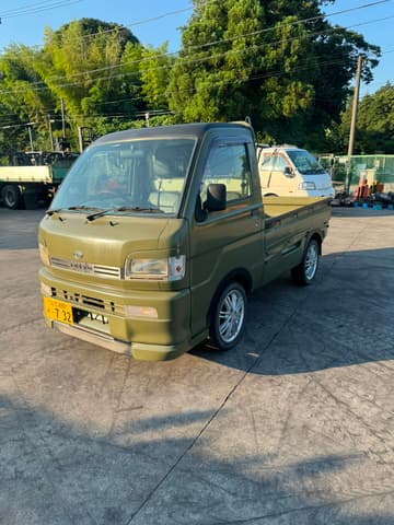 1999 Daihatsu Hijet JDM car for sale — photo 3 of 9