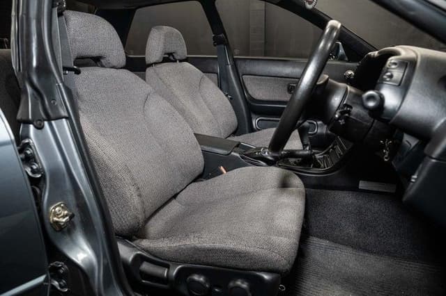 1991 Nissan Skyline JDM car for sale — photo 16 of 19