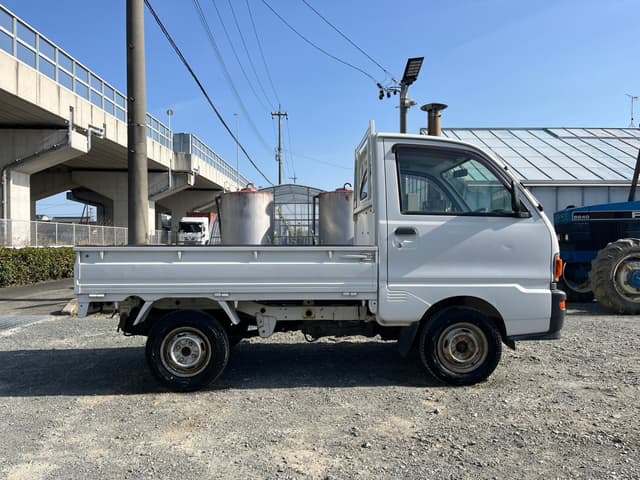 1997 Mitsubishi Minicab JDM car for sale — photo 5 of 25