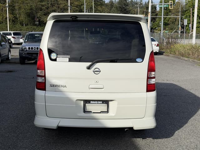2005 Nissan Serena JDM car for sale — photo 6 of 19