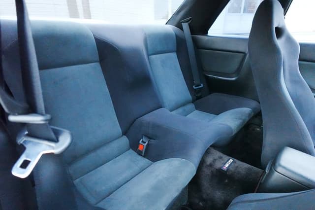 1992 Nissan Skyline JDM car for sale — photo 8 of 18