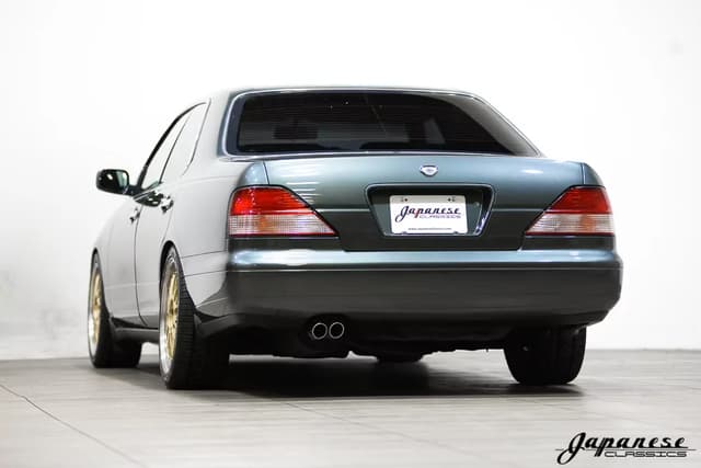1995 Nissan Cedric JDM car for sale — photo 6 of 25
