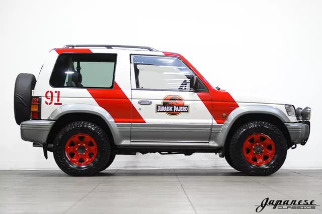 1991 Mitsubishi Pajero JDM car for sale — photo 5 of 25