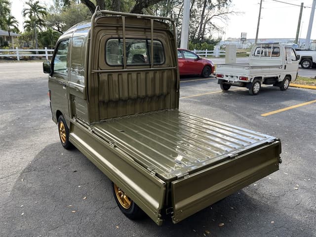 1997 Daihatsu Hijet JDM car for sale — photo 6 of 19