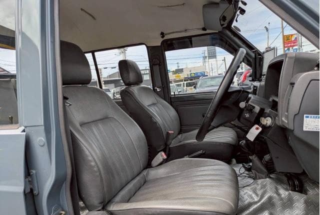 1996 Nissan Safari JDM car for sale — photo 11 of 25