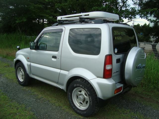 1998 Suzuki Jimny JDM car for sale — photo 2 of 5