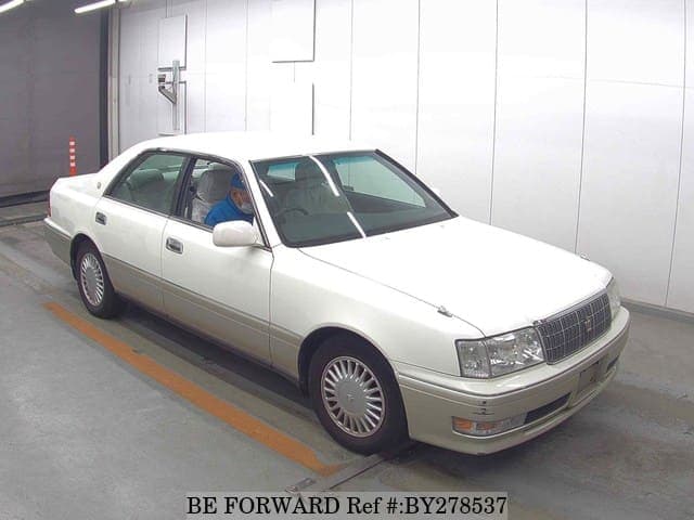 1998 Toyota Crown JDM car for sale — photo 4 of 6