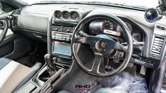 1999 Nissan Skyline JDM car for sale — photo 12 of 21