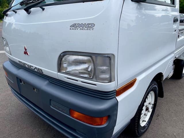1998 Mitsubishi Minicab JDM car for sale — photo 10 of 25