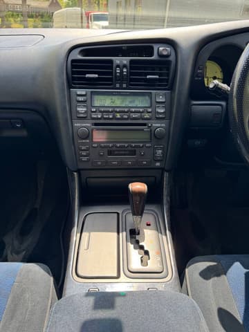 1998 Toyota Aristo JDM car for sale — photo 15 of 17