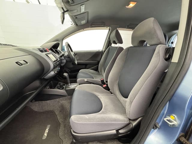 2001 Honda Fit JDM car for sale — photo 12 of 25
