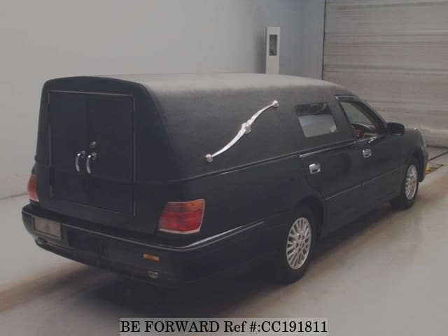 2001 Toyota Crown JDM car for sale — photo 2 of 2
