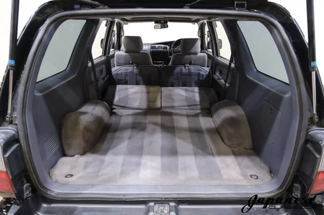 1996 Toyota Hilux JDM car for sale — photo 21 of 24