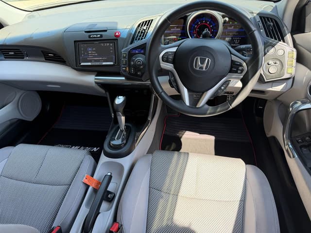 2010 Honda CR-Z JDM car for sale — photo 9 of 17