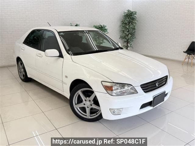 2000 Toyota Altezza JDM car for sale — photo 2 of 3