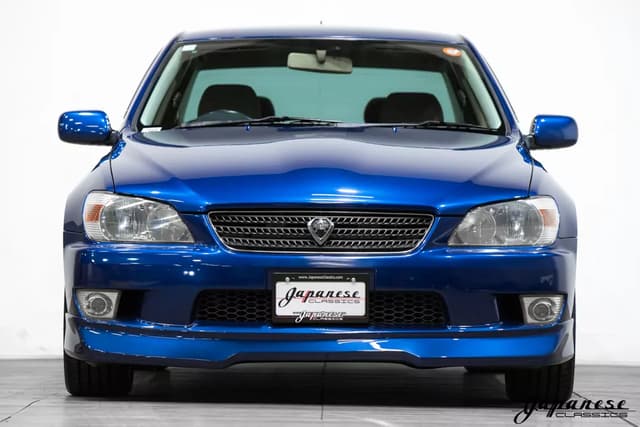 2001 Toyota Altezza JDM car for sale — photo 2 of 25