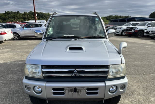 2008 Mitsubishi Pajero Mini JDM car for sale — photo 8 of 25