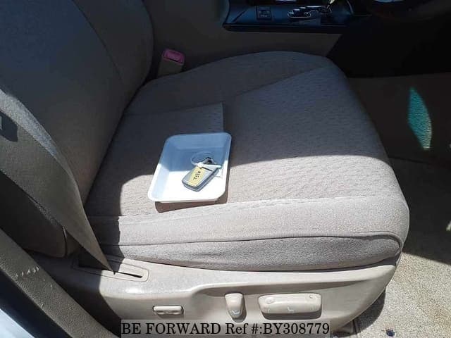 2008 Toyota Crown JDM car for sale — photo 6 of 8