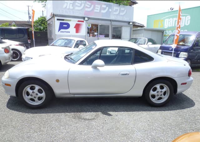 2004 Mazda Roadster (Eunos Roadster / MX-5) JDM car for sale — photo 13 of 14