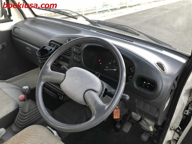 1995 Daihatsu Hijet JDM car for sale — photo 13 of 25