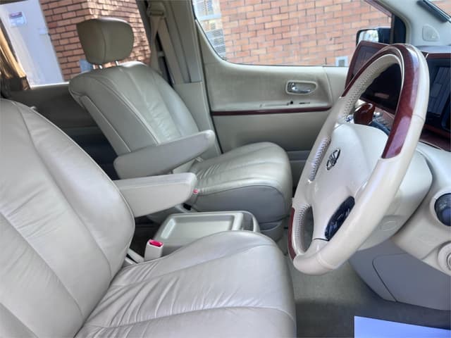 2007 Nissan Elgrand JDM car for sale — photo 13 of 16