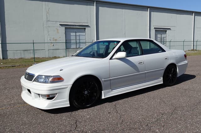 1998 Toyota Mark II JDM car for sale — photo 8 of 19