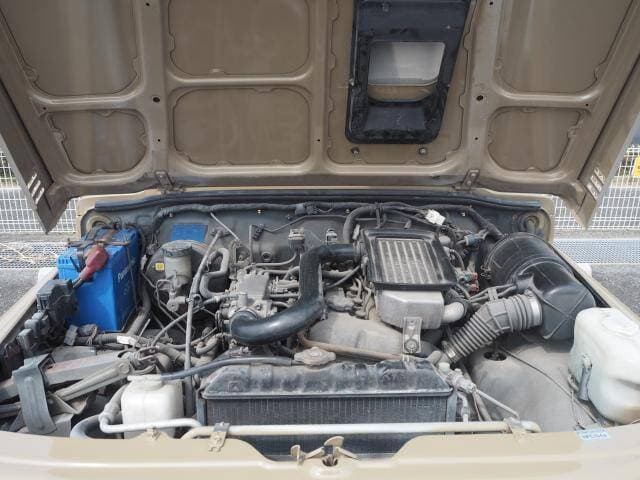 1997 Suzuki Jimny JDM car for sale — photo 15 of 20