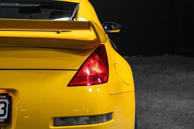 2005 Nissan Fairlady Z JDM car for sale — photo 12 of 18