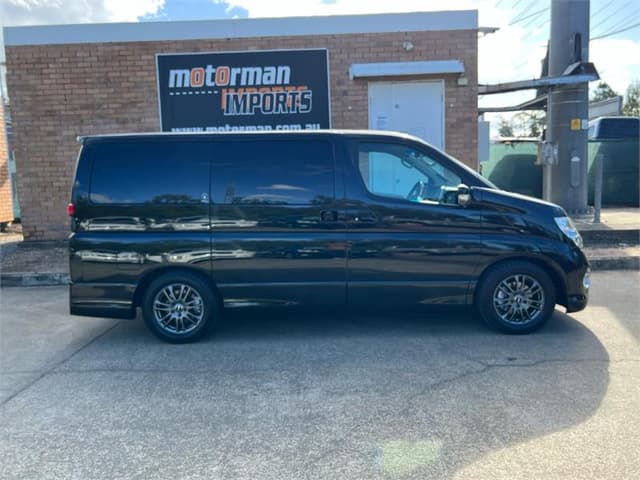 2008 Nissan Elgrand JDM car for sale — photo 5 of 16