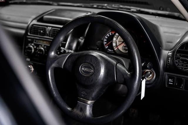 2001 Toyota Altezza JDM car for sale — photo 18 of 20