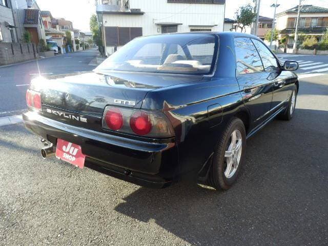 1990 Nissan Skyline JDM car for sale — photo 6 of 20