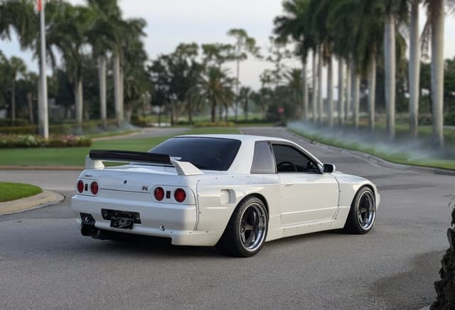 1994 Nissan Skyline JDM car for sale — photo 11 of 25