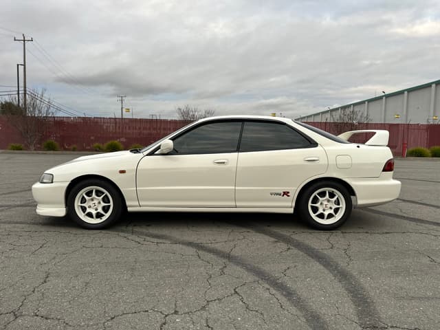 1996 Honda Integra JDM car for sale — photo 4 of 20